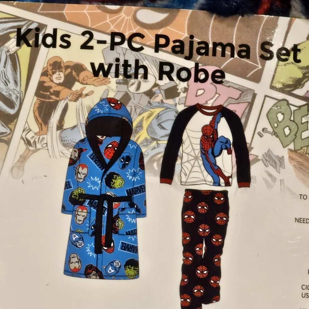Marvel Kids 2 Piece Pajama Set with Robe 3T